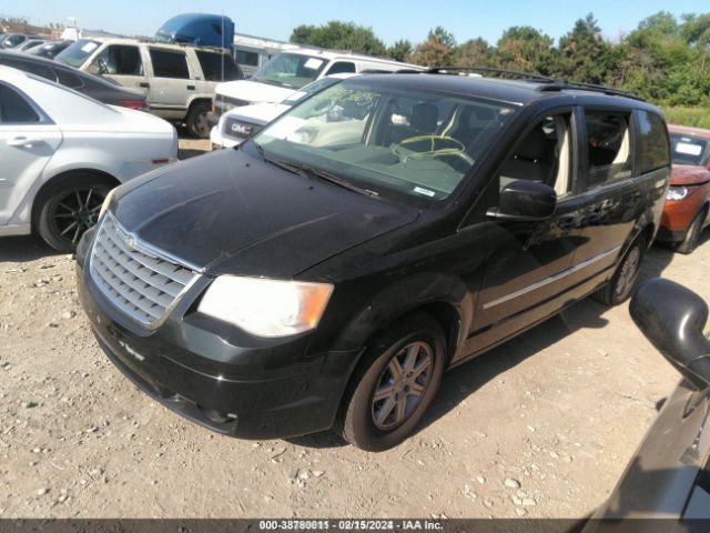 Photo 1 VIN: 2A4RR5D13AR299563 - CHRYSLER TOWN & COUNTRY 