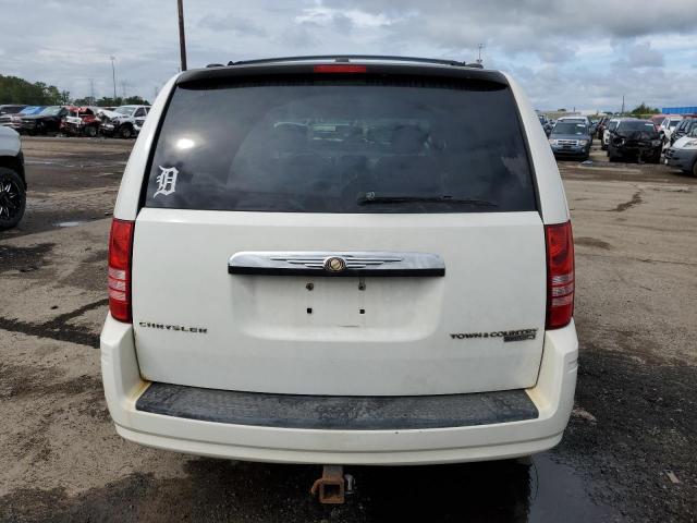 Photo 5 VIN: 2A4RR5D13AR300436 - CHRYSLER TOWN & COU 