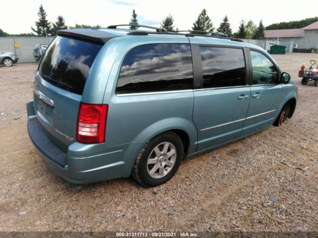 Photo 3 VIN: 2A4RR5D13AR305359 - CHRYSLER TOWN & COUNTRY 