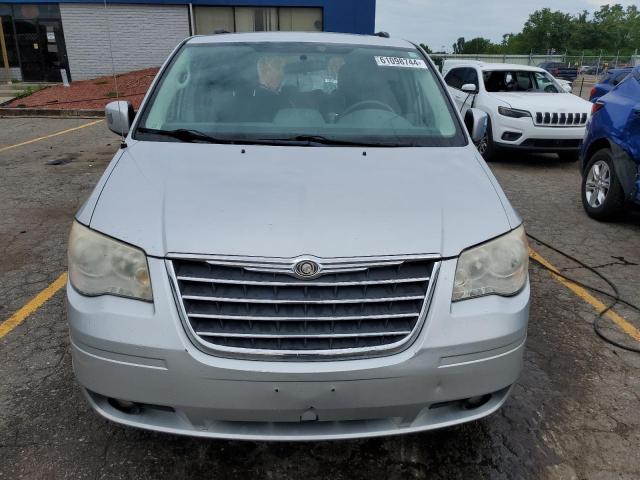 Photo 4 VIN: 2A4RR5D13AR343769 - CHRYSLER MINIVAN 