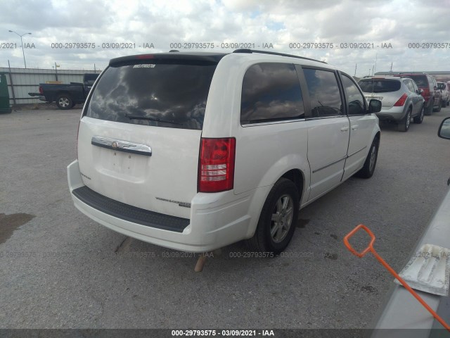 Photo 3 VIN: 2A4RR5D13AR347434 - CHRYSLER TOWN & COUNTRY 