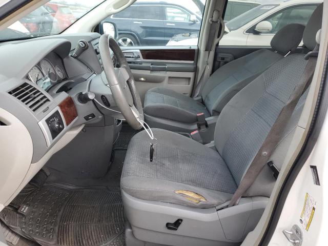 Photo 6 VIN: 2A4RR5D13AR397668 - CHRYSLER MINIVAN 