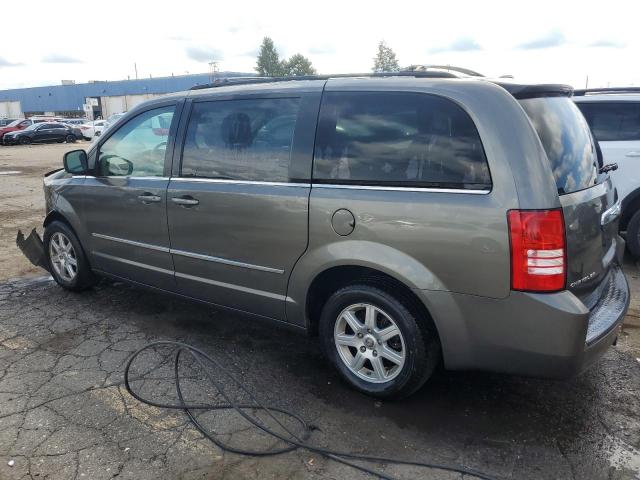 Photo 1 VIN: 2A4RR5D13AR399419 - CHRYSLER TOWN & COU 