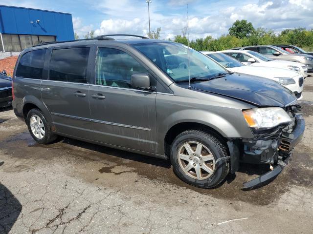 Photo 3 VIN: 2A4RR5D13AR399419 - CHRYSLER TOWN & COU 