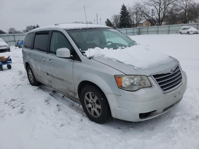 Photo 0 VIN: 2A4RR5D13AR421094 - CHRYSLER TOWN &AMP COU 