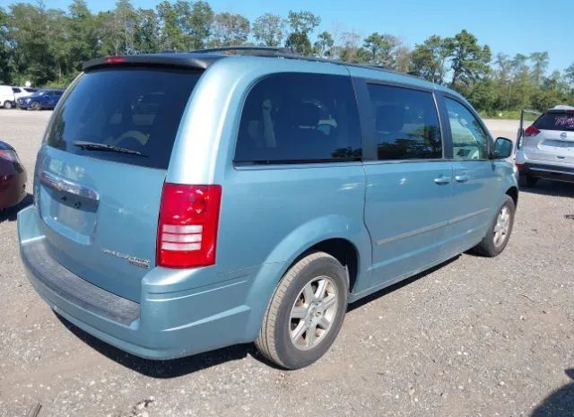 Photo 3 VIN: 2A4RR5D13AR428465 - CHRYSLER TOWN & COUNTRY 