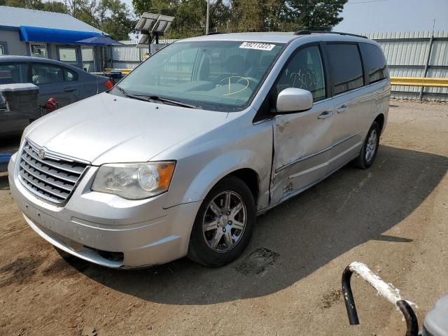 Photo 1 VIN: 2A4RR5D13AR458176 - CHRYSLER TOWN & COU 