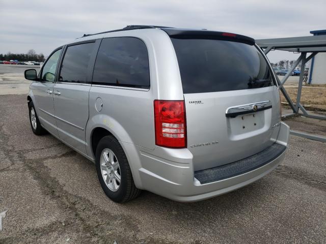 Photo 2 VIN: 2A4RR5D13AR463670 - CHRYSLER TOWN & COU 