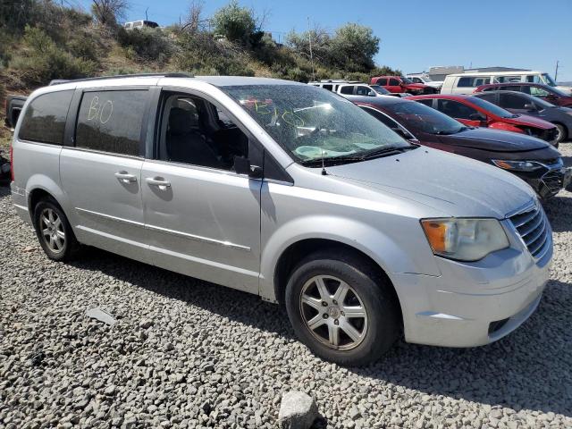 Photo 3 VIN: 2A4RR5D13AR479402 - CHRYSLER MINIVAN 