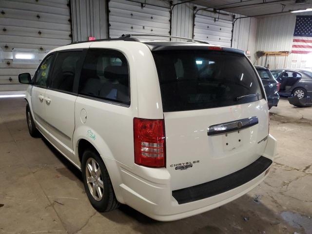 Photo 2 VIN: 2A4RR5D14AR105588 - CHRYSLER TOWN & COU 