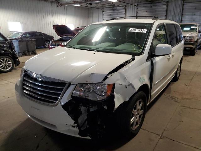 Photo 8 VIN: 2A4RR5D14AR105588 - CHRYSLER TOWN & COU 