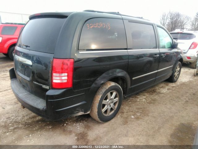 Photo 3 VIN: 2A4RR5D14AR141748 - CHRYSLER TOWN & COUNTRY 