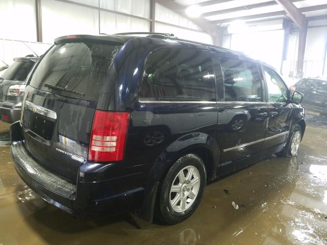 Photo 3 VIN: 2A4RR5D14AR149882 - CHRYSLER TOWN & COU 