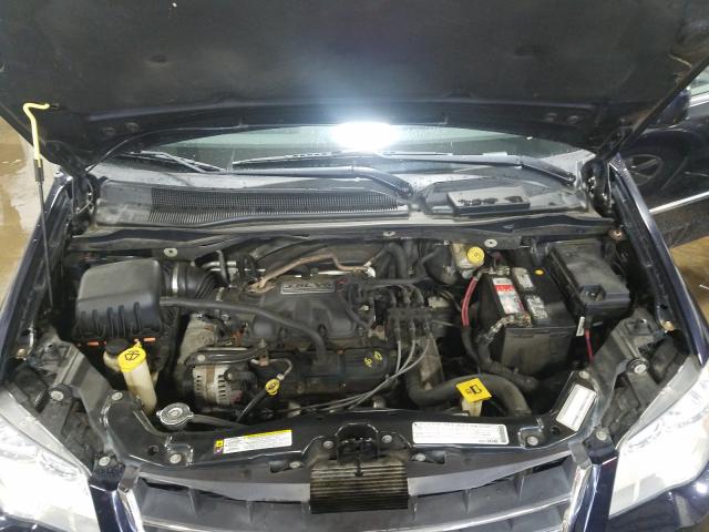 Photo 6 VIN: 2A4RR5D14AR149882 - CHRYSLER TOWN & COU 