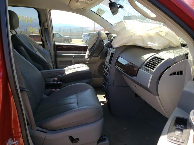 Photo 4 VIN: 2A4RR5D14AR166651 - CHRYSLER TOWN &AMP COU 