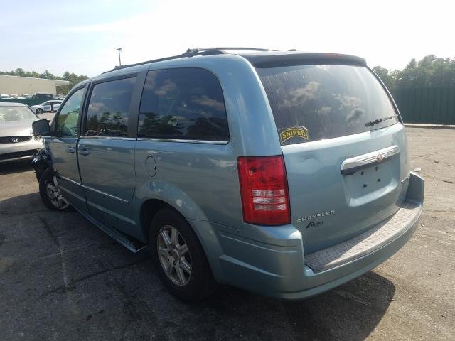 Photo 2 VIN: 2A4RR5D14AR170649 - CHRYSLER TOWN & COU 