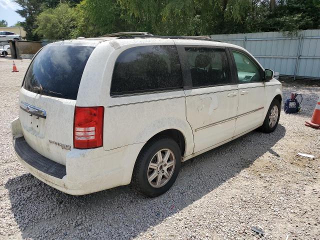 Photo 2 VIN: 2A4RR5D14AR232129 - CHRYSLER TOWN & COU 