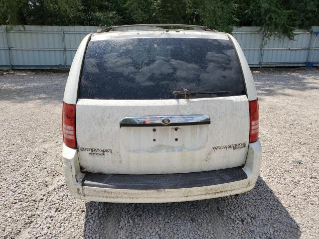 Photo 5 VIN: 2A4RR5D14AR232129 - CHRYSLER TOWN & COU 