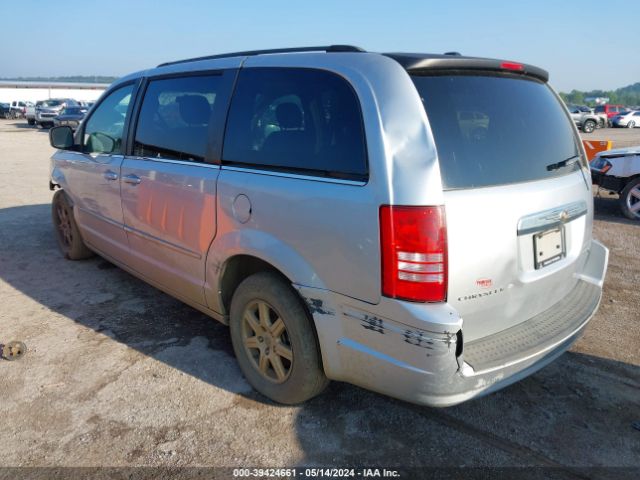 Photo 2 VIN: 2A4RR5D14AR234916 - CHRYSLER TOWN & COUNTRY 