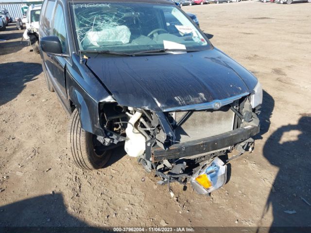 Photo 5 VIN: 2A4RR5D14AR234950 - CHRYSLER TOWN & COUNTRY 