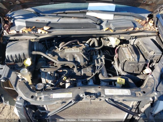 Photo 9 VIN: 2A4RR5D14AR234950 - CHRYSLER TOWN & COUNTRY 