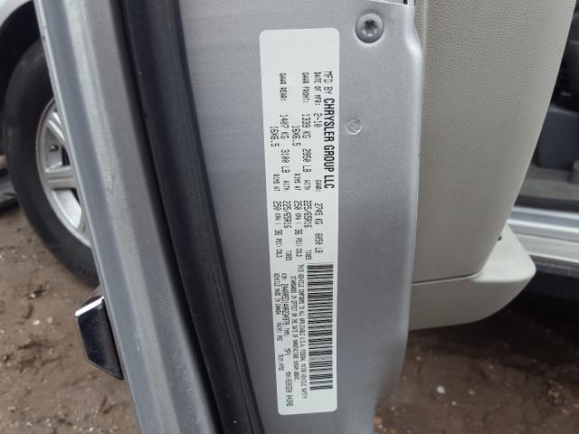 Photo 9 VIN: 2A4RR5D14AR234978 - CHRYSLER TOWN & COU 