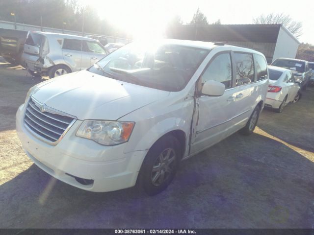 Photo 1 VIN: 2A4RR5D14AR243289 - CHRYSLER TOWN & COUNTRY 