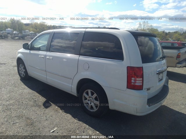 Photo 2 VIN: 2A4RR5D14AR266541 - CHRYSLER TOWN & COUNTRY 