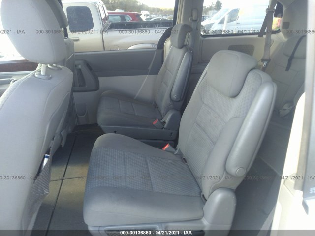 Photo 7 VIN: 2A4RR5D14AR266541 - CHRYSLER TOWN & COUNTRY 