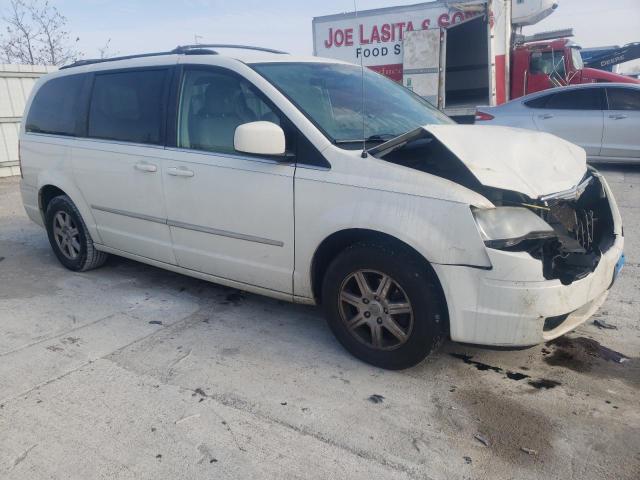 Photo 3 VIN: 2A4RR5D14AR271223 - CHRYSLER MINIVAN 