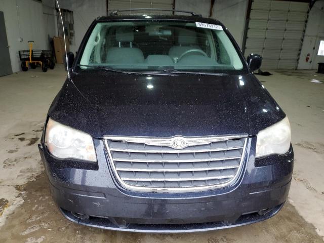 Photo 4 VIN: 2A4RR5D14AR300185 - CHRYSLER TOWN & COU 