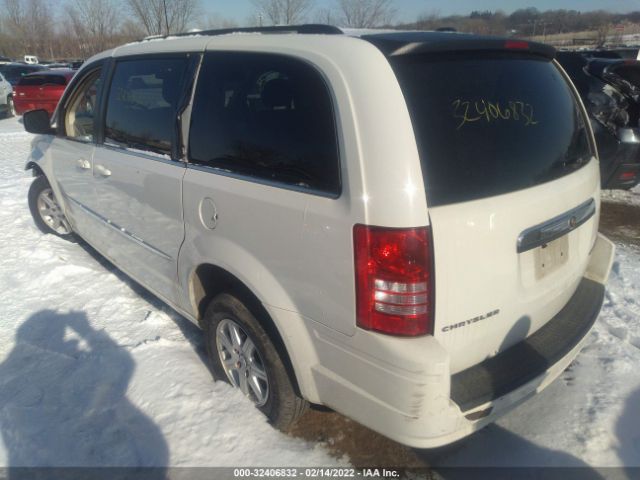 Photo 2 VIN: 2A4RR5D14AR319075 - CHRYSLER TOWN & COUNTRY 