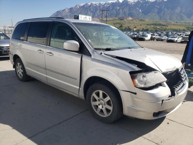 Photo 3 VIN: 2A4RR5D14AR324115 - CHRYSLER MINIVAN 