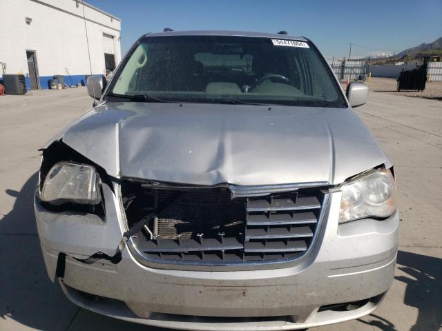 Photo 4 VIN: 2A4RR5D14AR324115 - CHRYSLER MINIVAN 