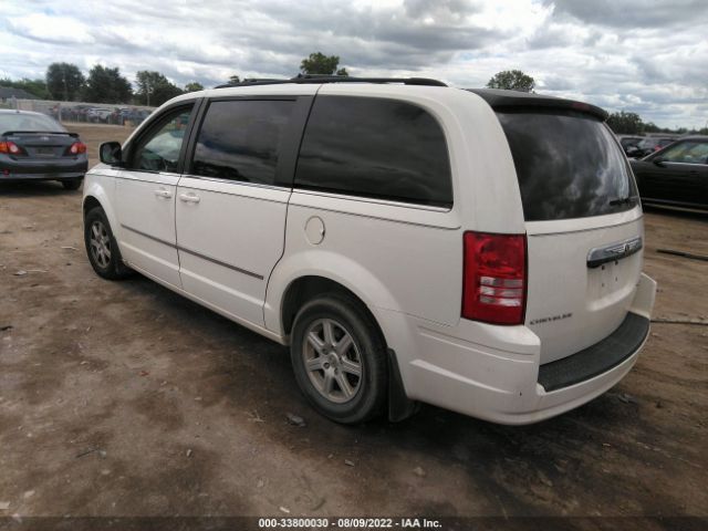 Photo 2 VIN: 2A4RR5D14AR337902 - CHRYSLER TOWN & COUNTRY 