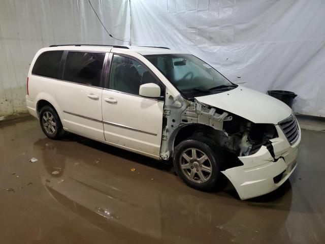 Photo 3 VIN: 2A4RR5D14AR347278 - CHRYSLER TOWN & COU 