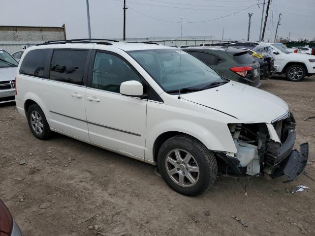 Photo 3 VIN: 2A4RR5D14AR386324 - CHRYSLER MINIVAN 