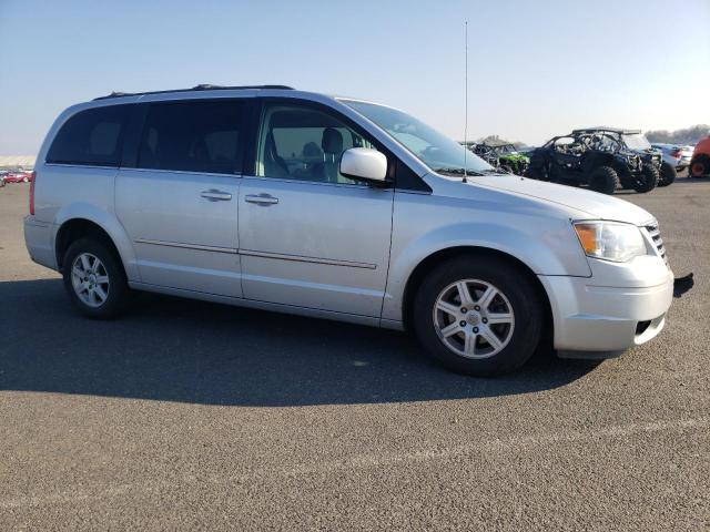 Photo 3 VIN: 2A4RR5D14AR397663 - CHRYSLER TOWN & COU 