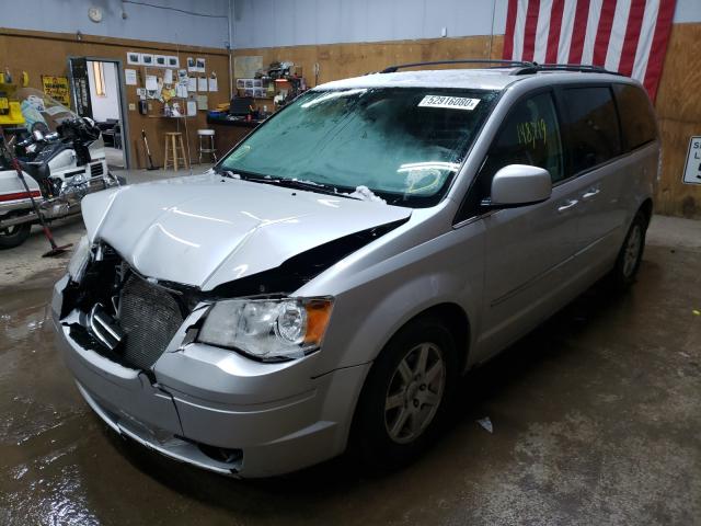 Photo 1 VIN: 2A4RR5D14AR412923 - CHRYSLER TOWN & COU 