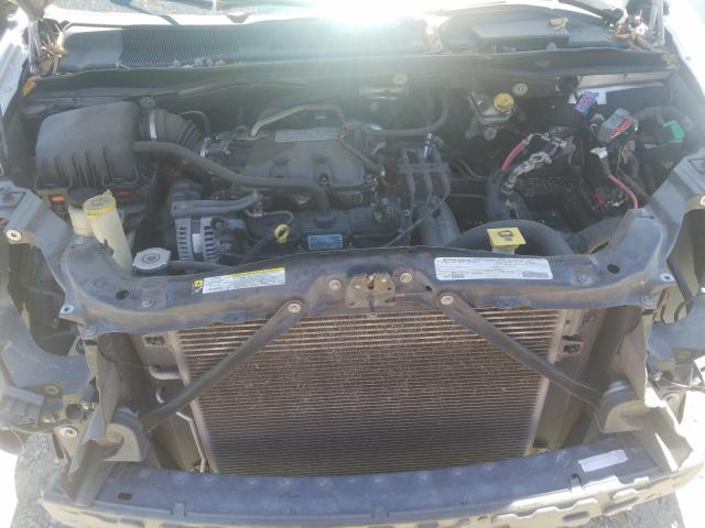 Photo 6 VIN: 2A4RR5D14AR414073 - CHRYSLER TOWN & COU 