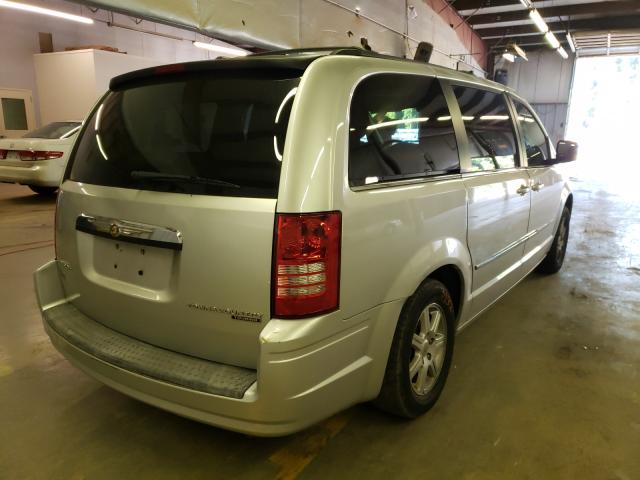 Photo 3 VIN: 2A4RR5D14AR468103 - CHRYSLER TOWN &AMP COU 