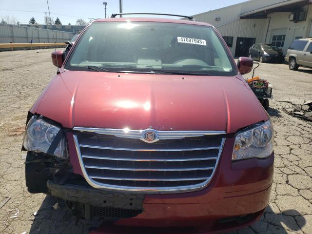 Photo 4 VIN: 2A4RR5D14AR494989 - CHRYSLER TOWN & COU 