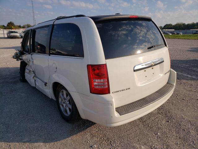 Photo 2 VIN: 2A4RR5D14AR500810 - CHRYSLER TOWN &AMP COU 