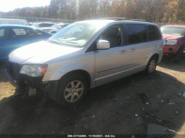 Photo 1 VIN: 2A4RR5D15AR105647 - CHRYSLER TOWN & COUNTRY 