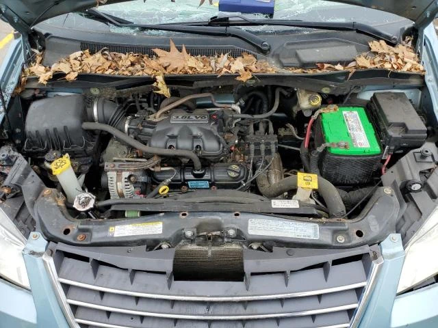 Photo 11 VIN: 2A4RR5D15AR113229 - CHRYSLER TOWN & COU 