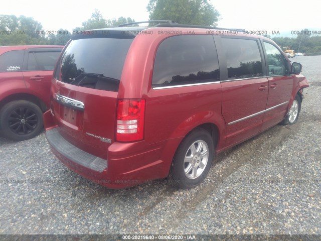 Photo 3 VIN: 2A4RR5D15AR120827 - CHRYSLER TOWN & COUNTRY 