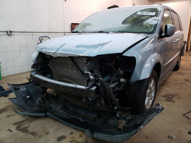 Photo 1 VIN: 2A4RR5D15AR133321 - CHRYSLER TOWN & COU 