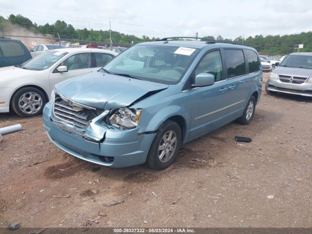 Photo 1 VIN: 2A4RR5D15AR217896 - CHRYSLER TOWN & COUNTRY 