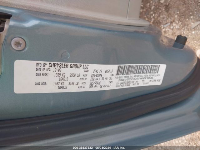 Photo 8 VIN: 2A4RR5D15AR217896 - CHRYSLER TOWN & COUNTRY 