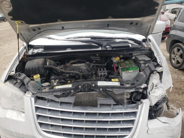 Photo 11 VIN: 2A4RR5D15AR221365 - CHRYSLER TOWN & COU 